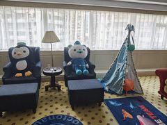 -深圳富苑皇冠假日套房酒店