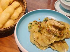 -有红鸡毛店·川菜(建设路店)