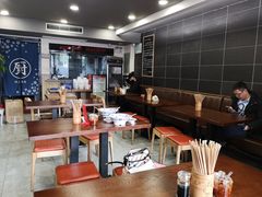 大堂-阿扁杭州面(苗圃店)