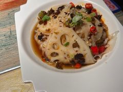 -多嘴超级肉蟹煲(杉杉国潮主题店)