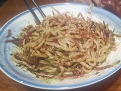 -老天桥酱肉烧饼夹肘子(天桥店)
