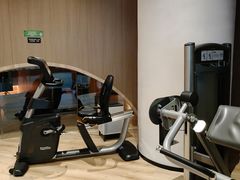 -涨巢·潮玩水疗局