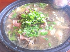-谢老五跷脚牛肉·非遗传承店