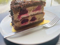 黑森林切角-BLAQ咖啡(骏豪店)