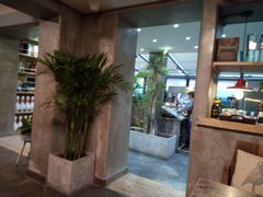 -HIGH FIVE哈福手工汉堡(桂林路店)