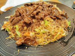 牛肉炒凤凰米粉-唔止卤嘢·潮州府城菜(鹭江店)