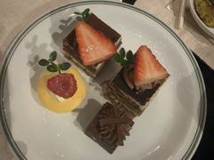 -广州花园酒店-凌璇阁360度高空海鲜自助餐CAROUSEL