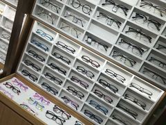 -视野联行眼镜·蔡司·控优点授权(长白万象汇店)