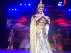 -金东尼人妖秀
