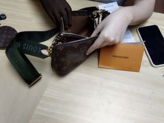 -沐渔二手奢侈品黄金手表包包回收·中古店(广州塔店)