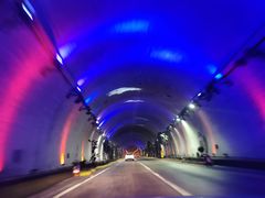 -秦岭终南山公路隧道公司