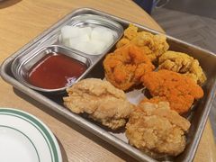 lucky炸鸡三姐妹-WOW LUCKY创意韩料(龙阳广场店)
