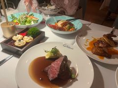 三文鱼塔塔-Kathleen's Waitan 凯圣琳江景西餐厅(外滩店)
