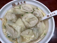 刀鱼馄饨-老半斋(福州路店)