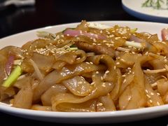 干炒牛肉河粉-丽晶轩中餐厅(重庆丽晶酒店)