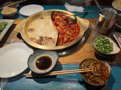 -房子红了鱼豆花重庆老火锅(广厦学院店)