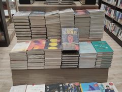 -钟书阁(群光广场店)
