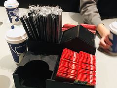 -瑞幸咖啡(外滩SOHO店)