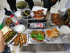 -老广烧烤(骆驼山康馨园店)