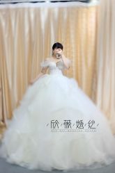 -欣薇婚纱(新源乐汇城店)