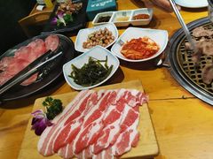 -唯成•韩国炭火烤肉 유성고기