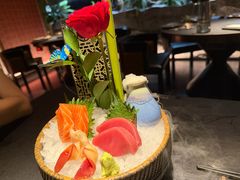 -蟹犇前•帝王蟹雪蟹(陆家嘴店)