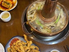 现炸酥肉-岳记兴隆·青城腊排铜火锅(融创店)