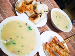 甜沫-老方子馅饼粥(台东店)