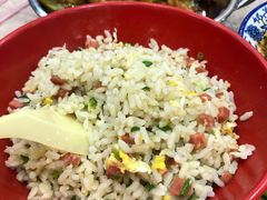 -江城燕子大排档(江汉路步行街店)