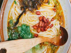 招牌牛大骨圆粉-百春原湖南牛肉粉(百联世纪店)