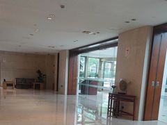 -南桥绿地铂骊酒店