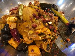 -拿渡麻辣香锅(世茂广场·工三店)