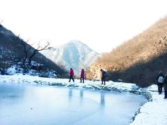 -大平台龙居瀑布旅游区