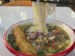 -钢阳酸菜红烧牛肉面(季乐路店)