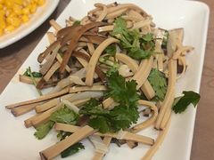 -金牌餐厅·天津菜·八珍豆腐·老爆三(瓷房子店)