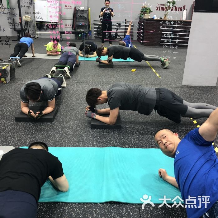 crossfit pard运动训练中心