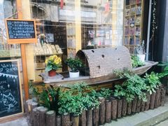 门面-猫的天空之城概念书店(杭州南宋御街店)