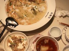 -渔语鱼酸菜鱼新川菜(来福士店)