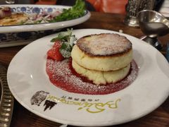 奶渣饼-卢布里西餐厅(海拉尔店)