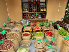 -七步香云南山里菜(昆明老街店)