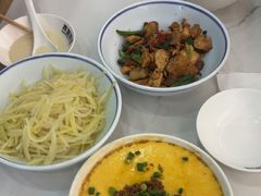 -弄堂咪道-饭香·面香·馄饨香(兴梅店)