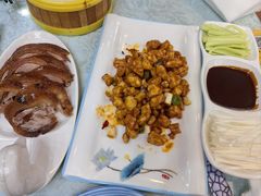 -六和聚传统烤鸭.天津菜(和平店)