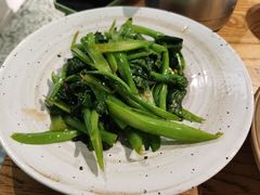 生炒广东菜心-潮粥荟·潮汕砂锅粥(朝阳大悦城店)