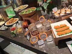-BLU 全日制餐厅(上海安曼纳卓悦酒店)
