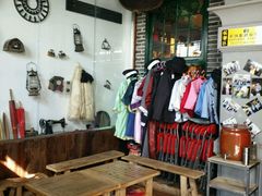 -东口码头·烧鸽子·鱼头泡饼·地方菜(金鹰悦城店)