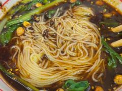 -叶伟胡辣壳面(两路口店)