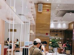 -奈雪的茶(湖滨银泰in77C区PRO店)