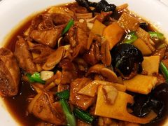 腊八蒜溜肥肠-春江饭店(共青团路总店)