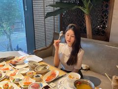 -雍和会海鲜姿造自助(湖东路店)