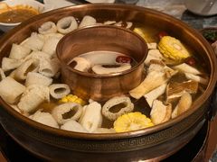 -慢丽江·云南野生菌土鸡锅(西山店)